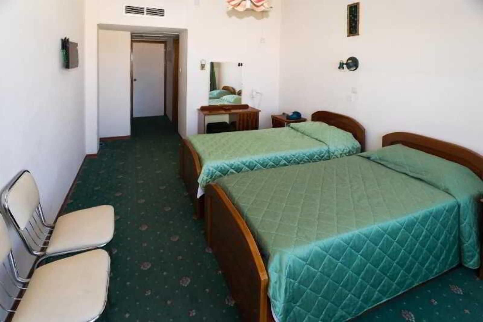Marion Hotel Polis Buitenkant foto